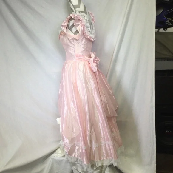 Gunne Sax by Jessica McClintock VTG 80’s Pink Gown w/Lace Details Cottagecore